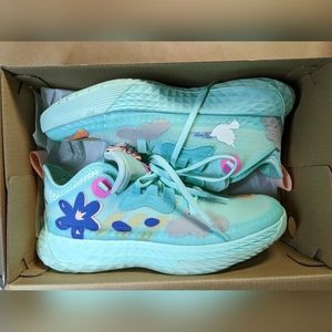 ⭐ (New with box!) Limited edition Adidas ft. James Harden vol. 5 ch. 2 in blue